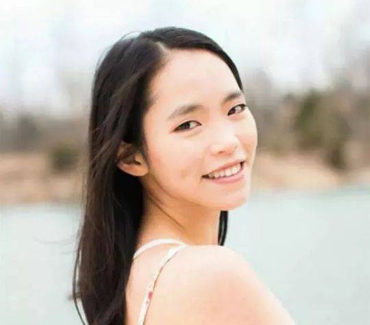 男子苦寻13年找到失踪女儿 她已成了美国美女学霸